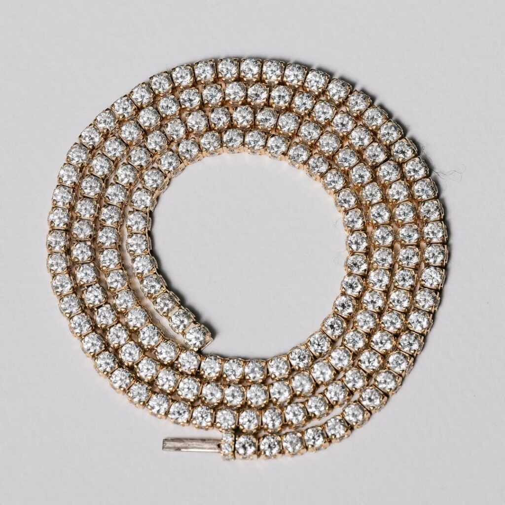 Triple Tennis Chain, diamond set on three sides. Made in 18ct rose gold #bobbywhite #tennischain #jewelry #jewellery