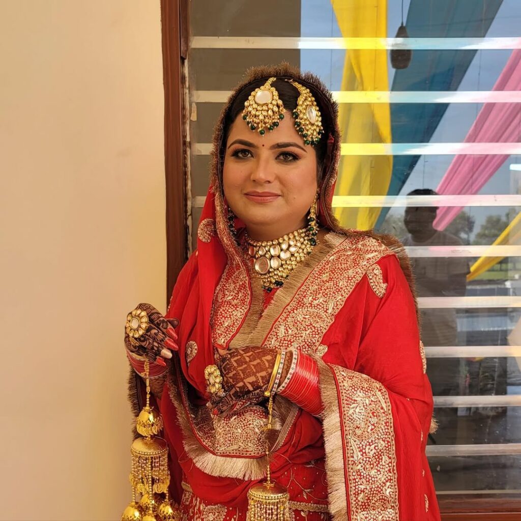 Makeup artist in Bathinda