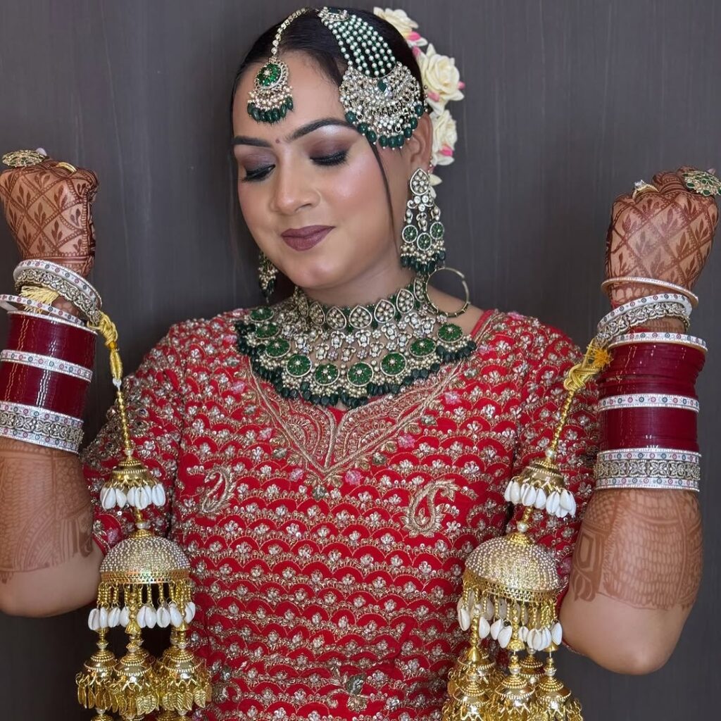 Makeup artist in Bathinda
